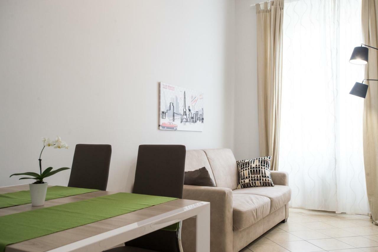 Enjoy Ponte Lungo Villa Рим Екстериор снимка